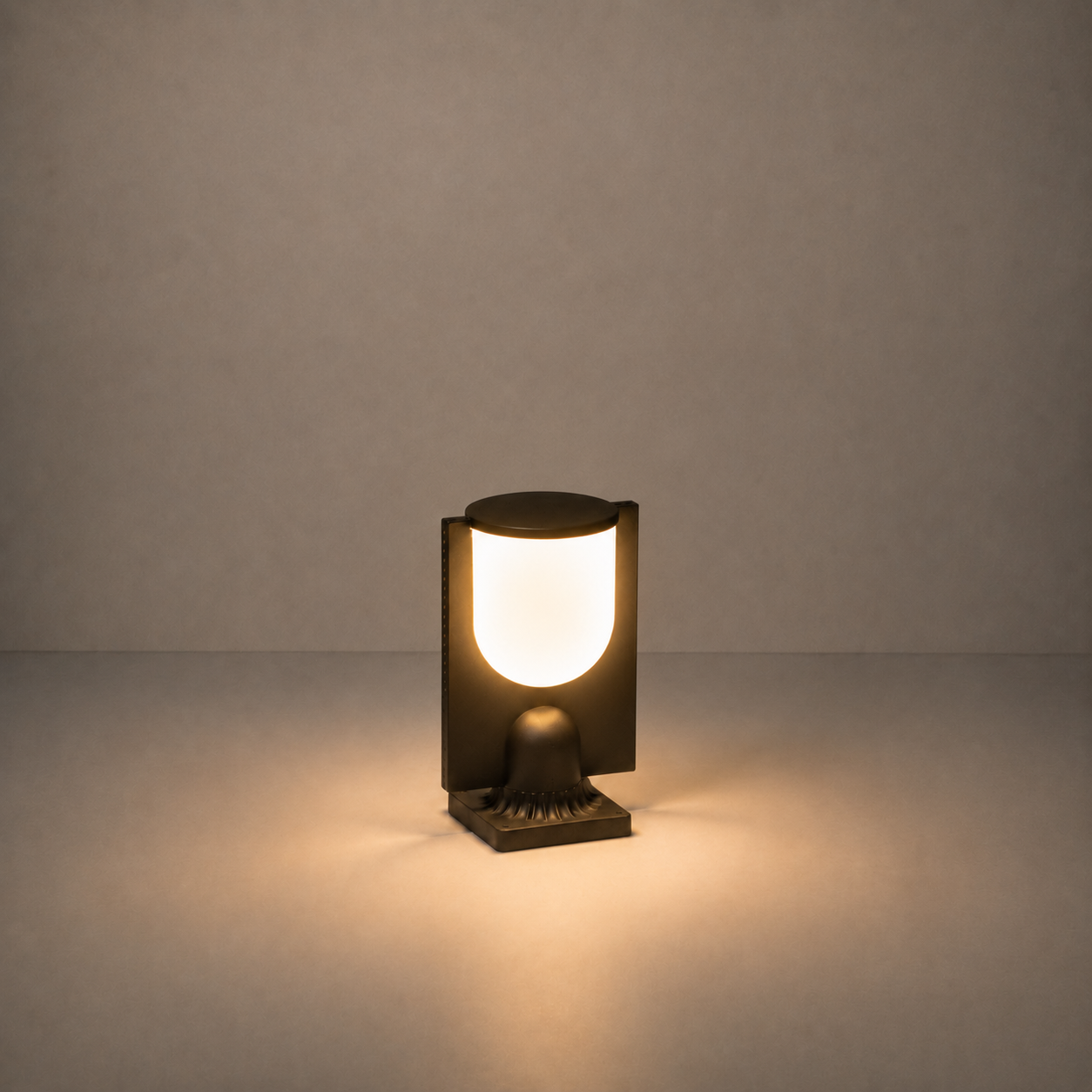 RIRZ ARC | Modern Wired Outdoor Post Light
