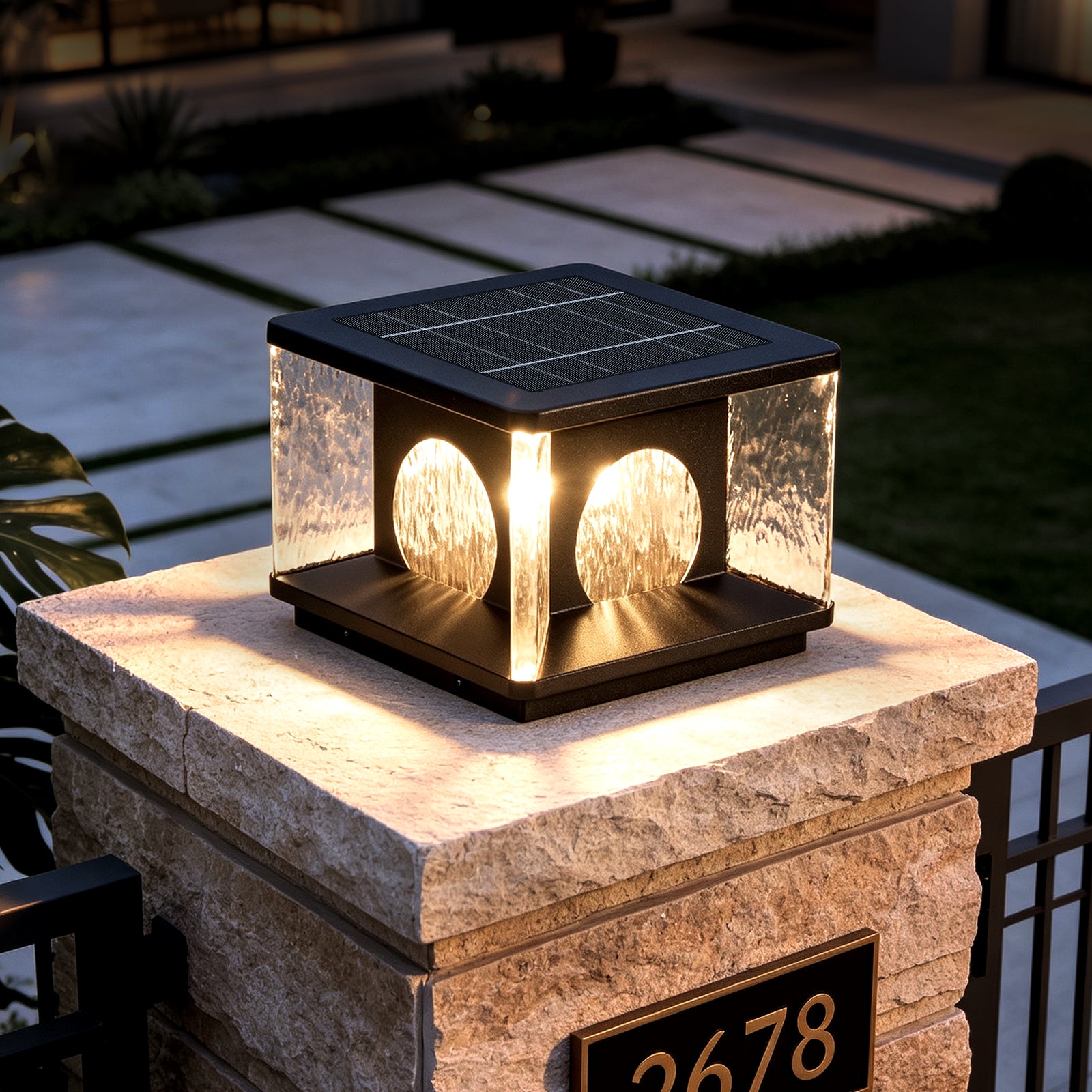 RIRZ LUCENT | Modern Solar Glass Post Light