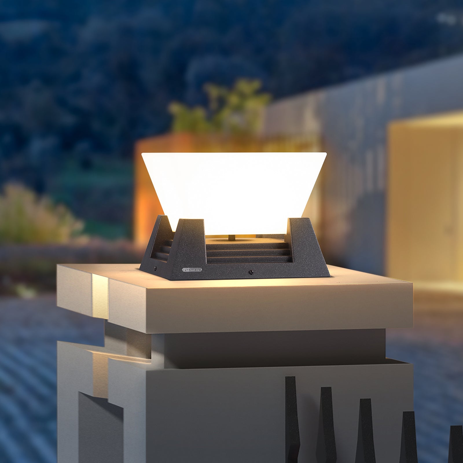 RIRZ NOVA | Modern Solar Post Light