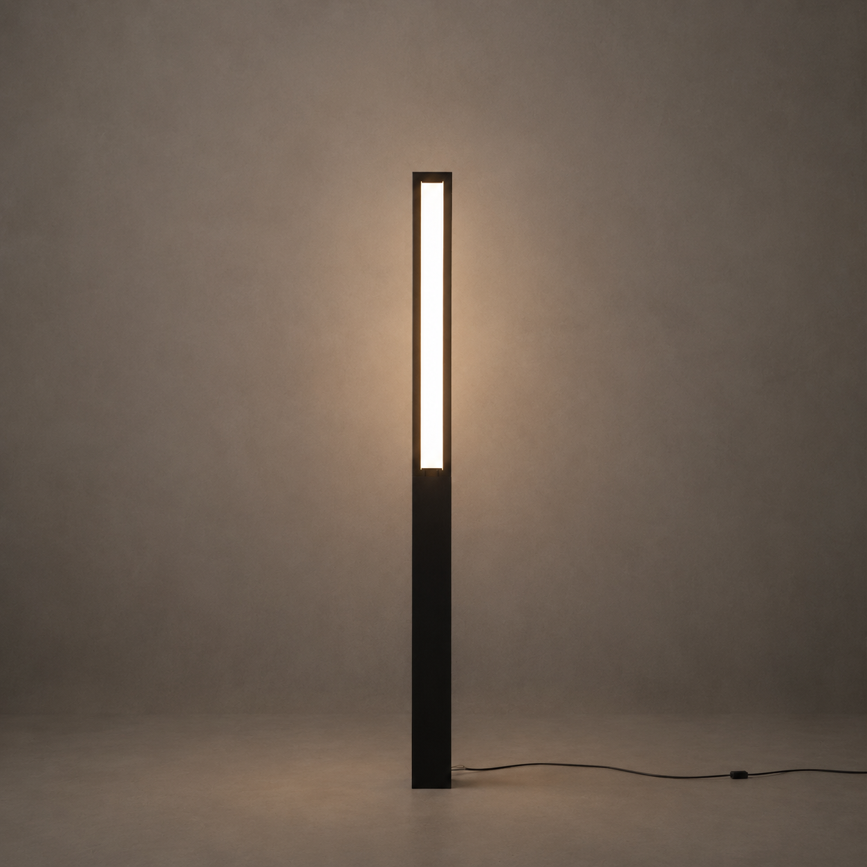 RIRZ PILLAR | Modern Wried Path Light