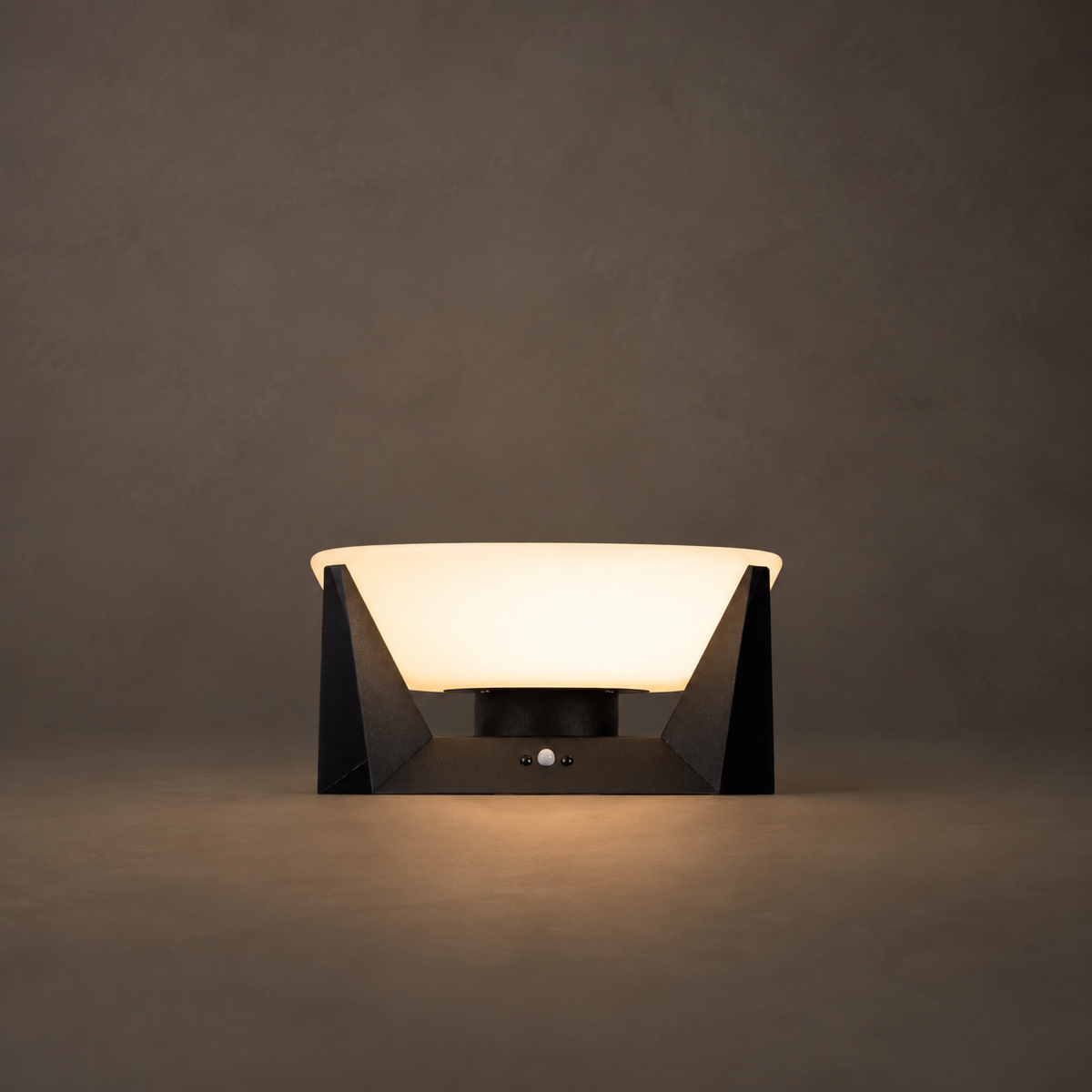 RIRZ HALO | Modern Solar Outdoor Post Light