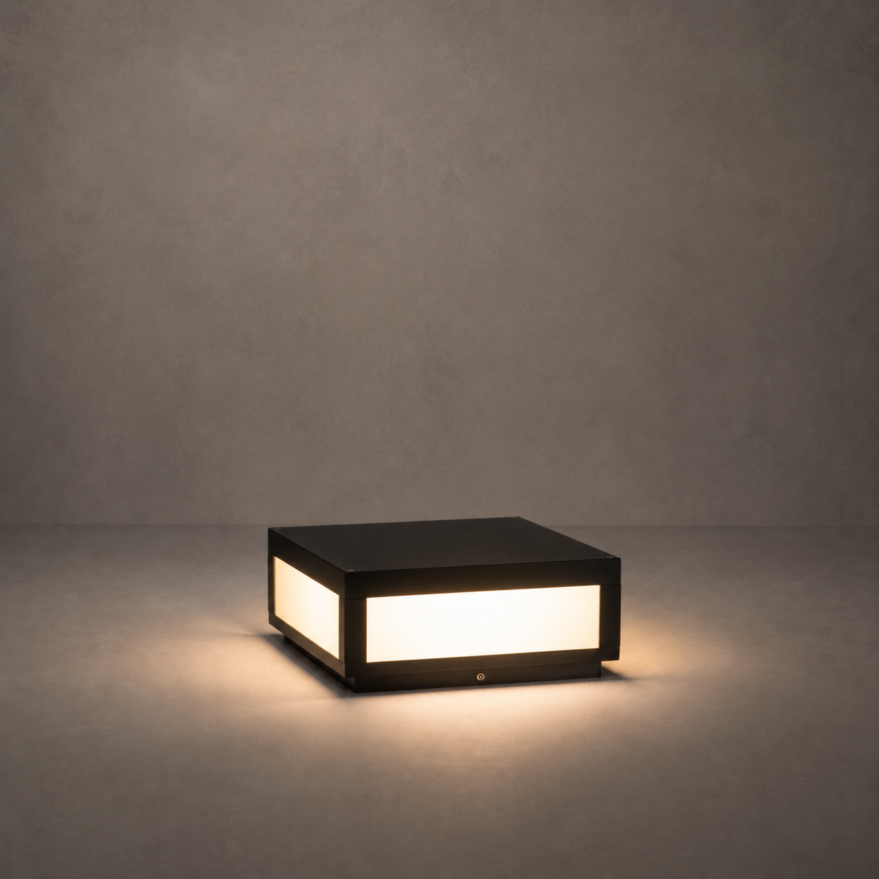 RIRZ CUBE | Modern Wired Outdoor Post Light