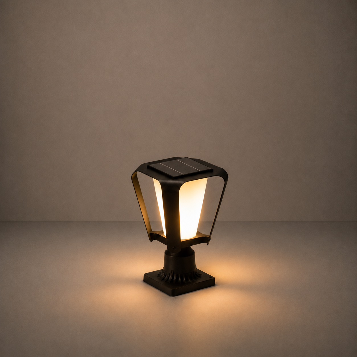 RIRZ LYRA | Modern Solar Outdoor Post Light