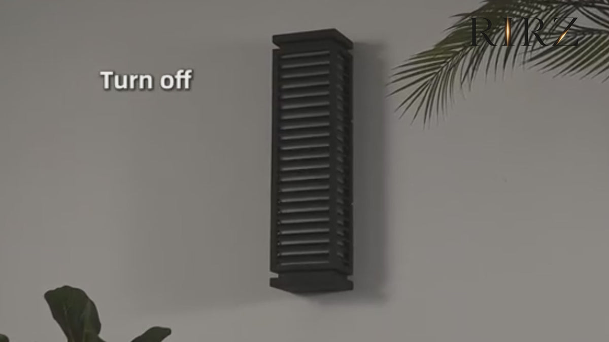 RIRZ LOUVER | Modern Wired Outdoor Wall Light